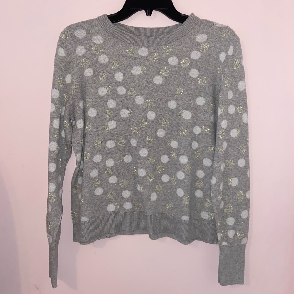SOLD🌟a new day sweater